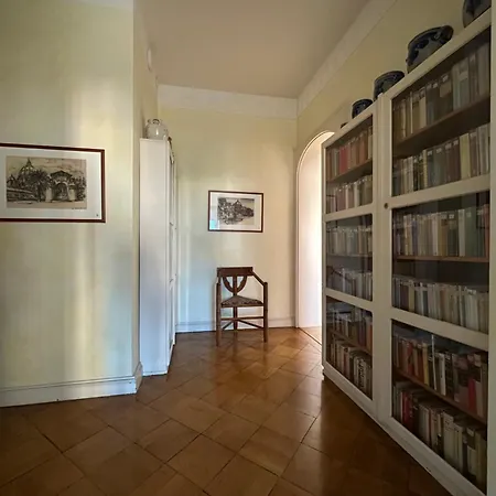 Casa Santa Birgitta Готель 3*