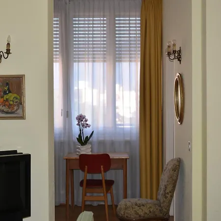 Casa Santa Birgitta Готель 3*