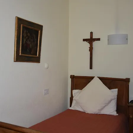 Casa Santa Birgitta Готель